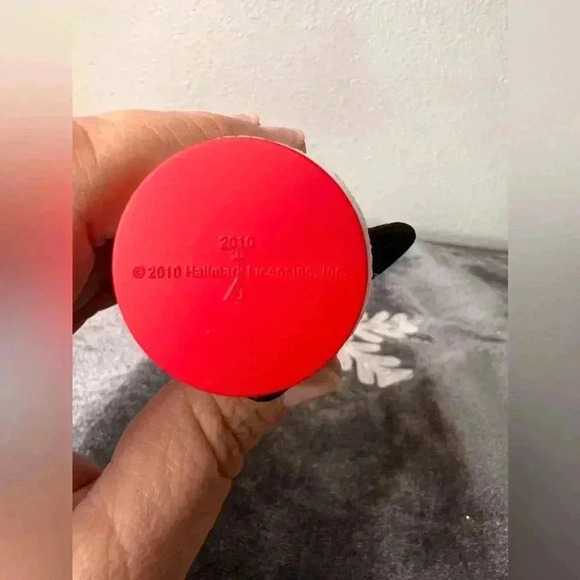 Hallmark Snow Happy to Serve 3rd in Noel Nutcrackers Christmas Ornament series - Picture 10 of 10